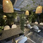 Artunc Hotel