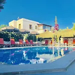 Artunc Hotel