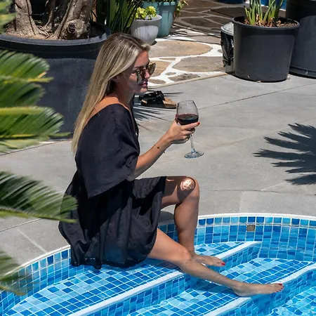 阿屯博德鲁姆酒店 3*