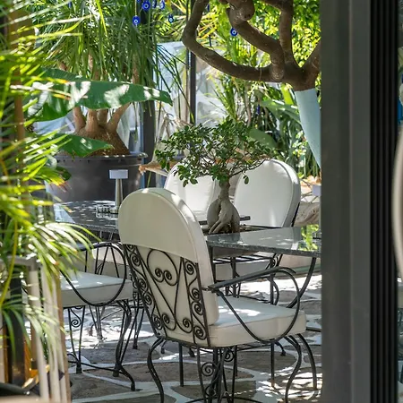 阿屯博德鲁姆酒店