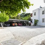 Artunc Hotel